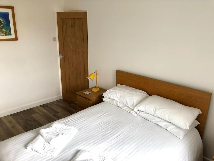 Coastal Bungalow, Sleeps 5 And Ideal For Walkers Amlwch Eksteriør bilde