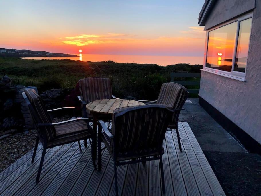 Coastal Bungalow, Sleeps 5 And Ideal For Walkers Amlwch Eksteriør bilde